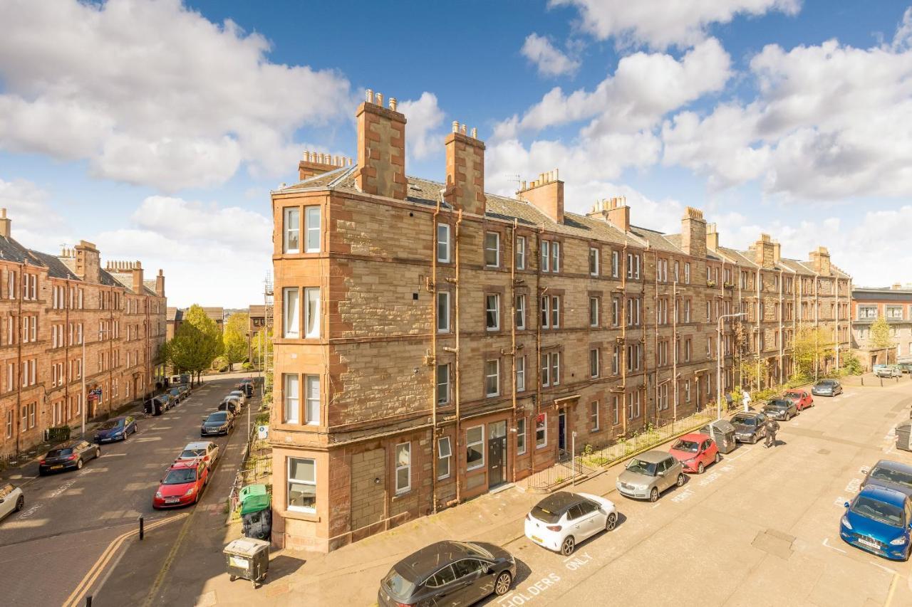 Pass The Keys Stunning 3 Bed Loft Style Apt With Free Parking Edinburg Exteriör bild