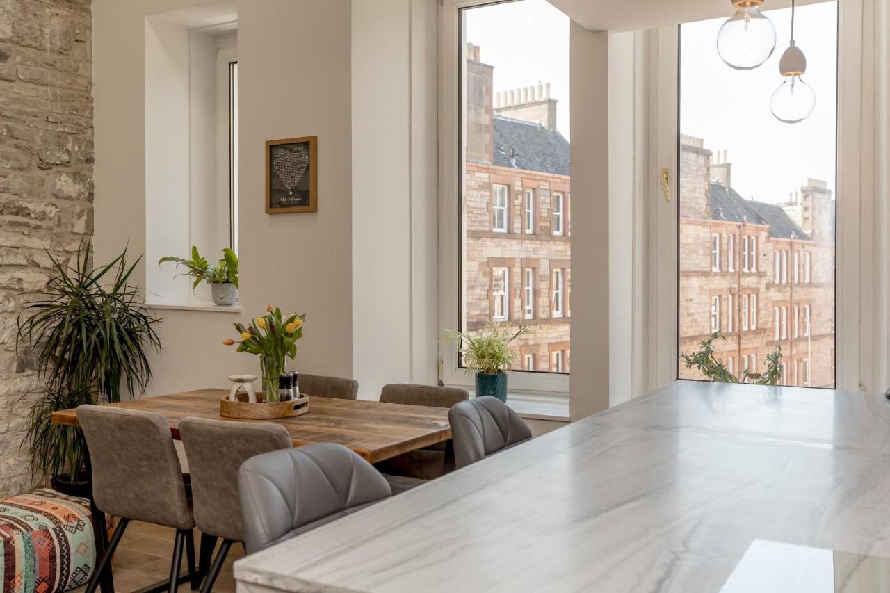 Pass The Keys Stunning 3 Bed Loft Style Apt With Free Parking Edinburg Exteriör bild