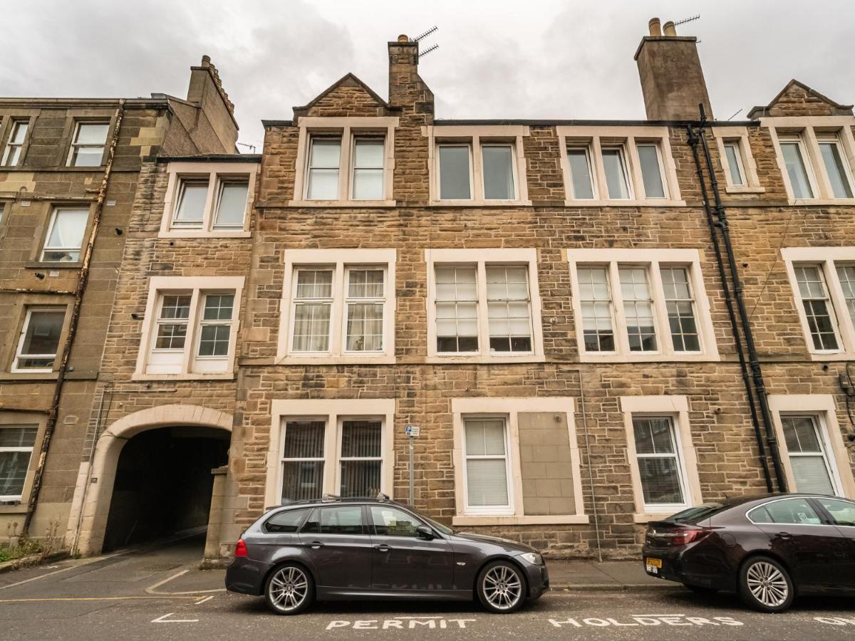 Pass The Keys Stunning 3 Bed Loft Style Apt With Free Parking Edinburg Exteriör bild